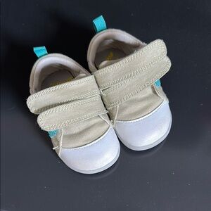 Ten Little green first walker shoes